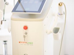 Aparat Laser Epilare definitiva Dermalaser PROMAX